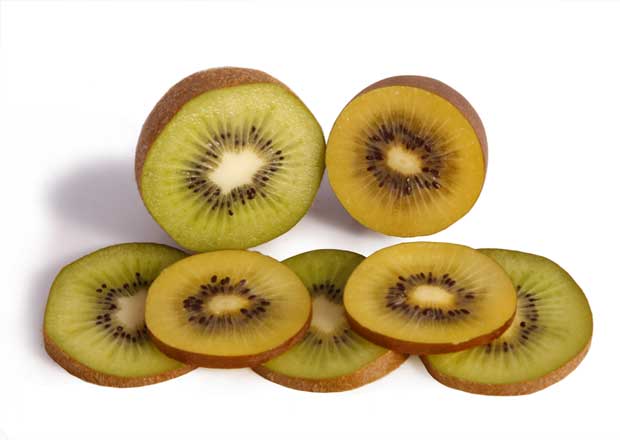 Kiwis verdes y amarillos